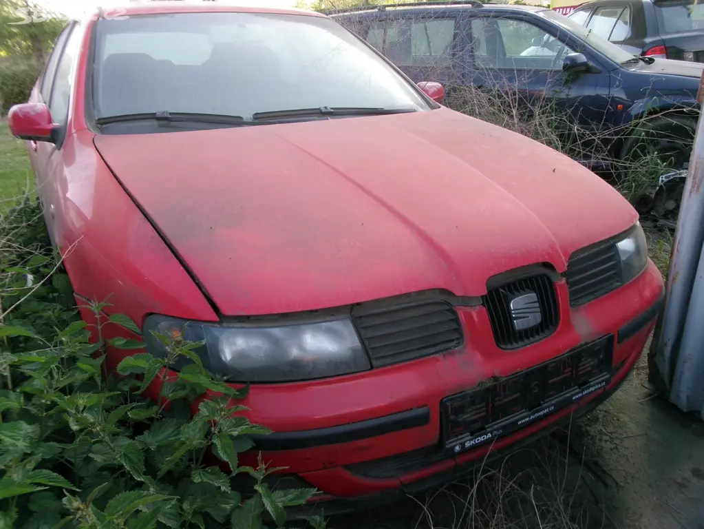 SEAT LEON 1,6i r.v. 2000